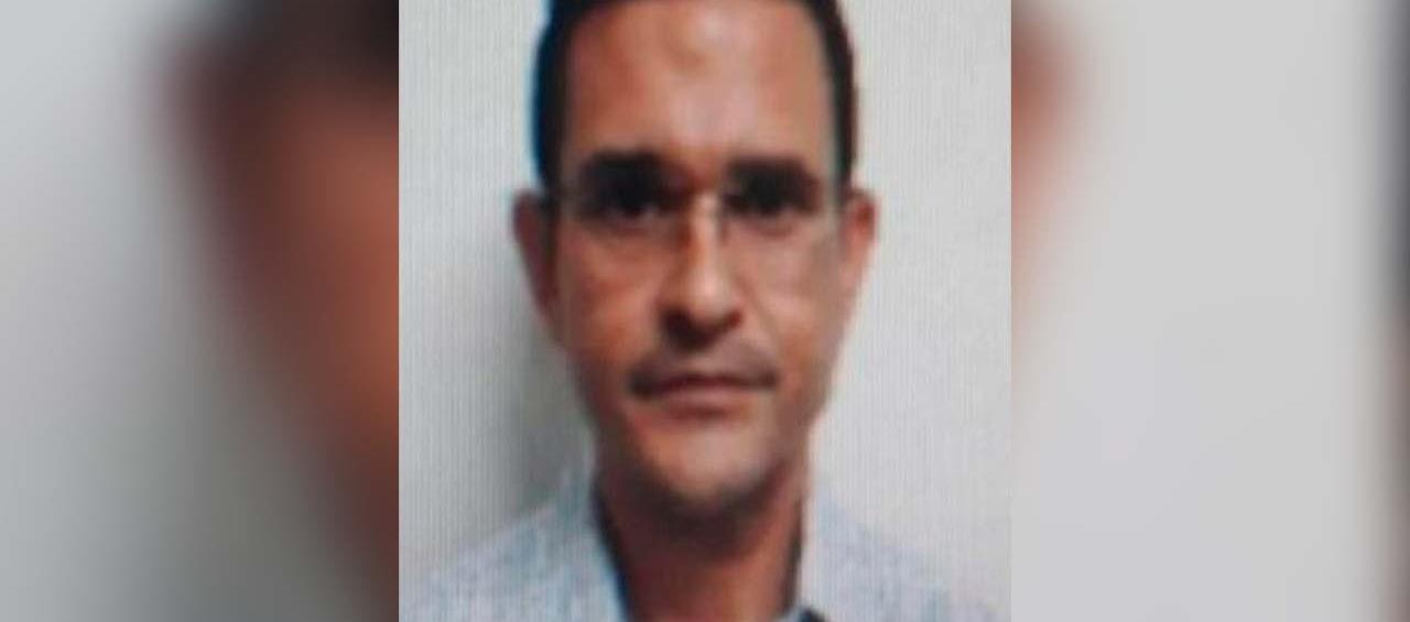 Alexander Eduardo Torres de Nubila. 