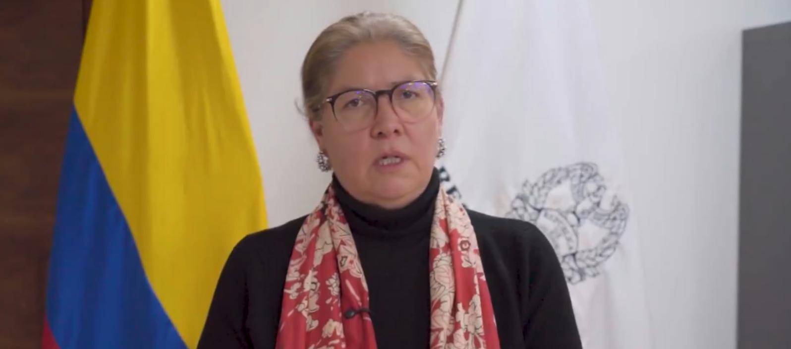 Alejandro Barrios, directora de la Moe.