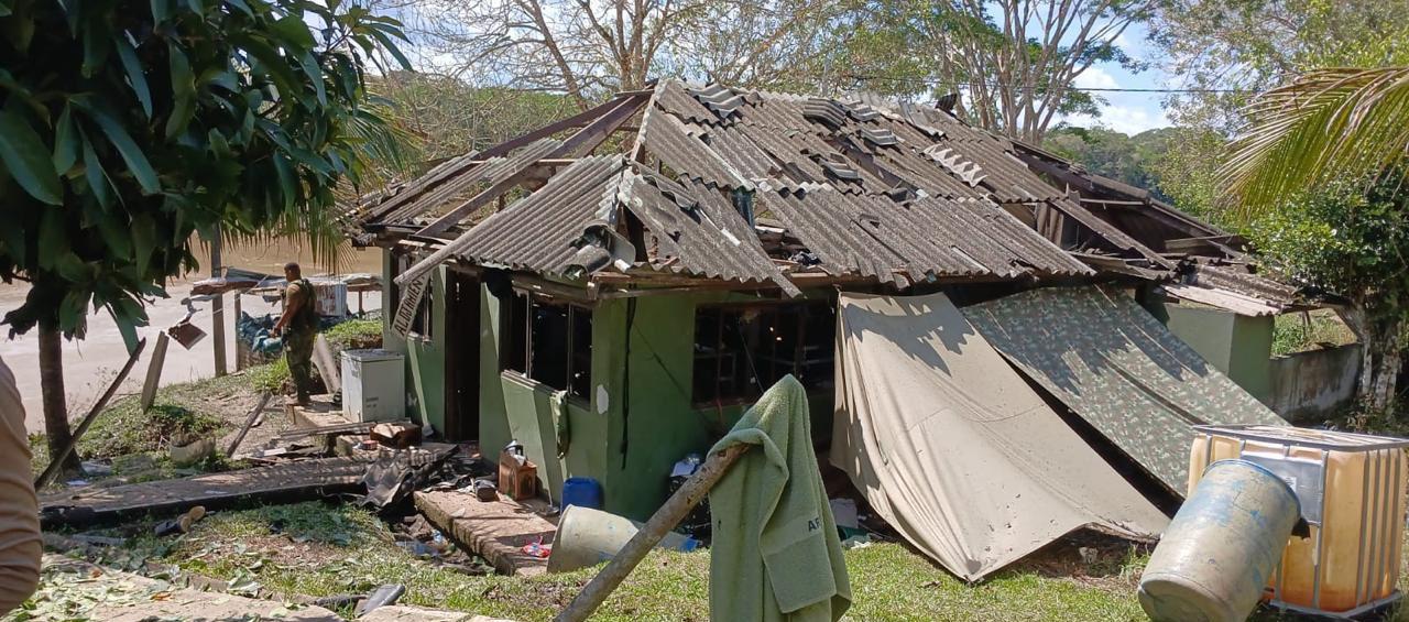 Así quedó el puesto fluvial después del ataque.