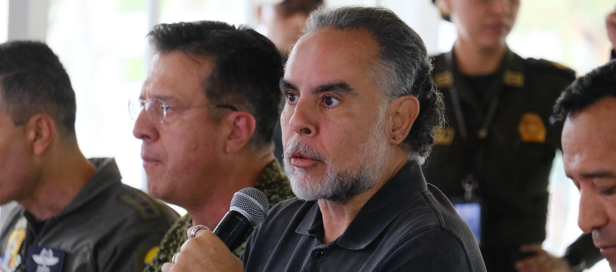 Armando Benedetti, ministro del Interior. 