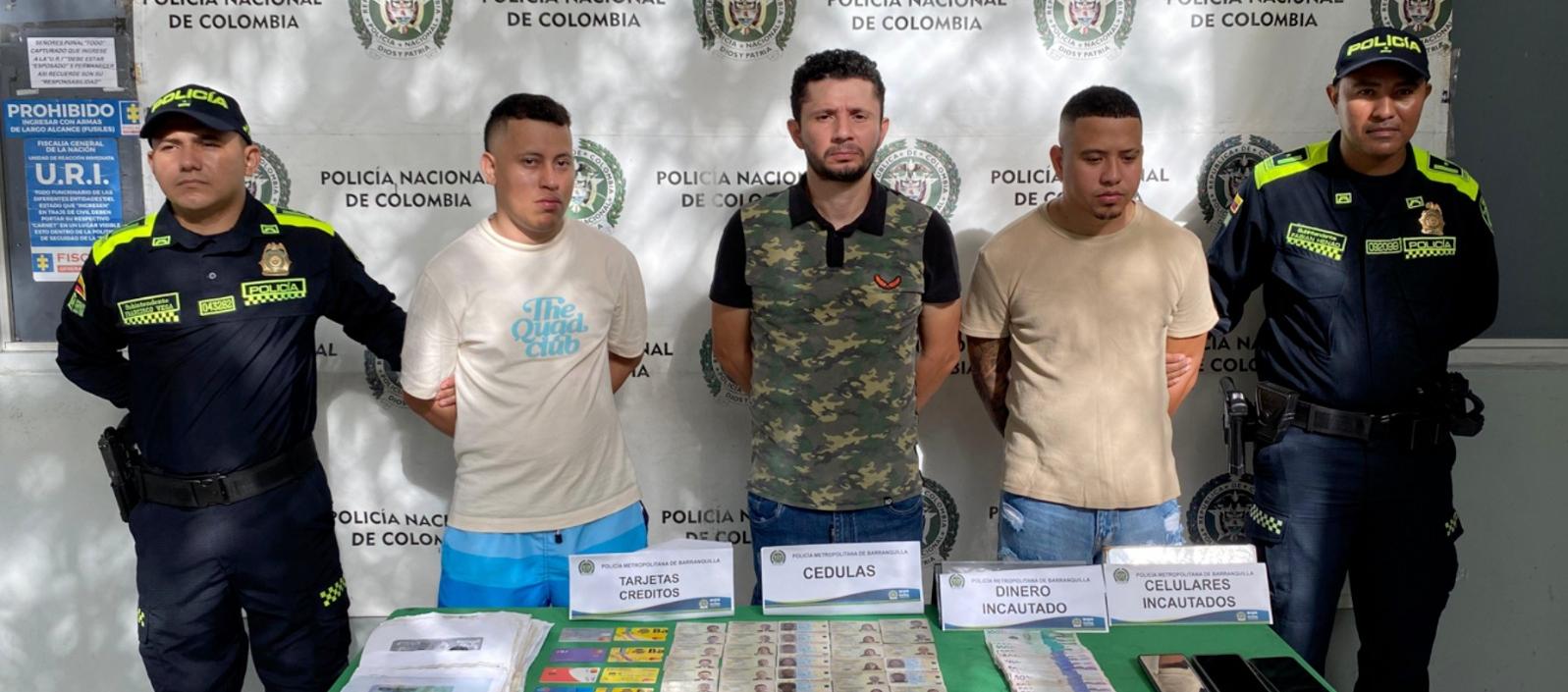 Carlos Eduardo Torres González, John Villalba Méndez, Daniel Steven Pacheco y Carlos Santos Ibáñez.