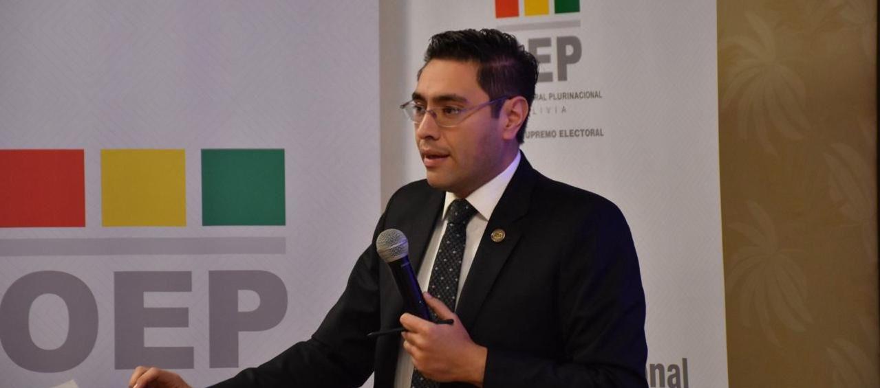 Magistrado Cristian Quiroz Romero.