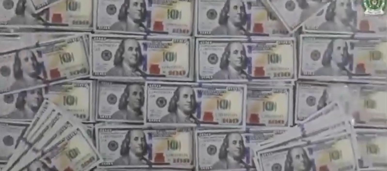 Dólares incautados.