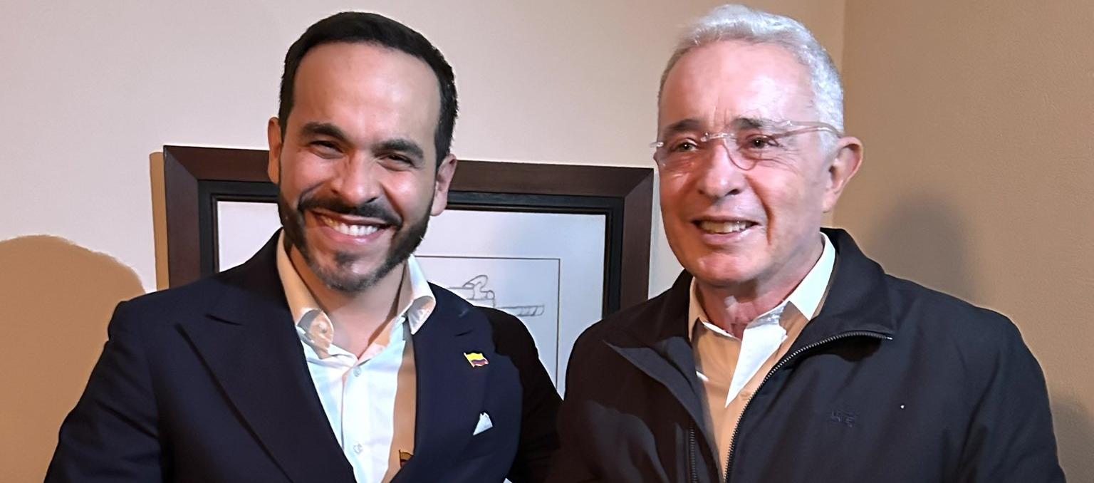 Abelardo De La Espriella y Álvaro Uribe Vélez.