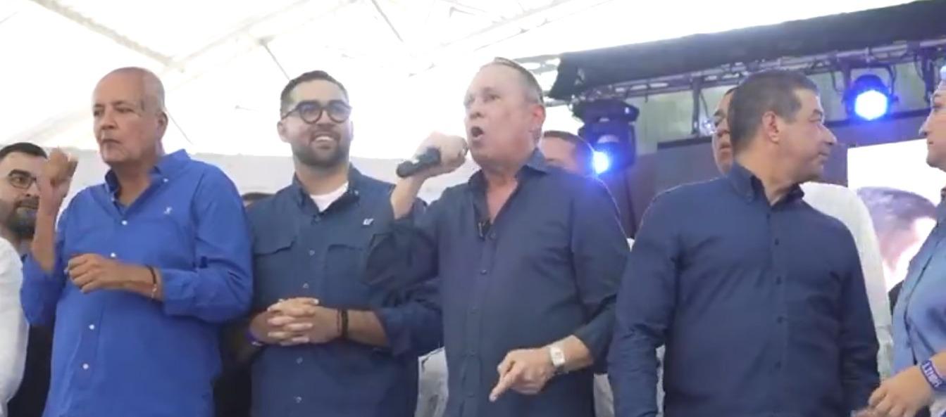 Efraín Cepeda anunció su precandidatura presidencial