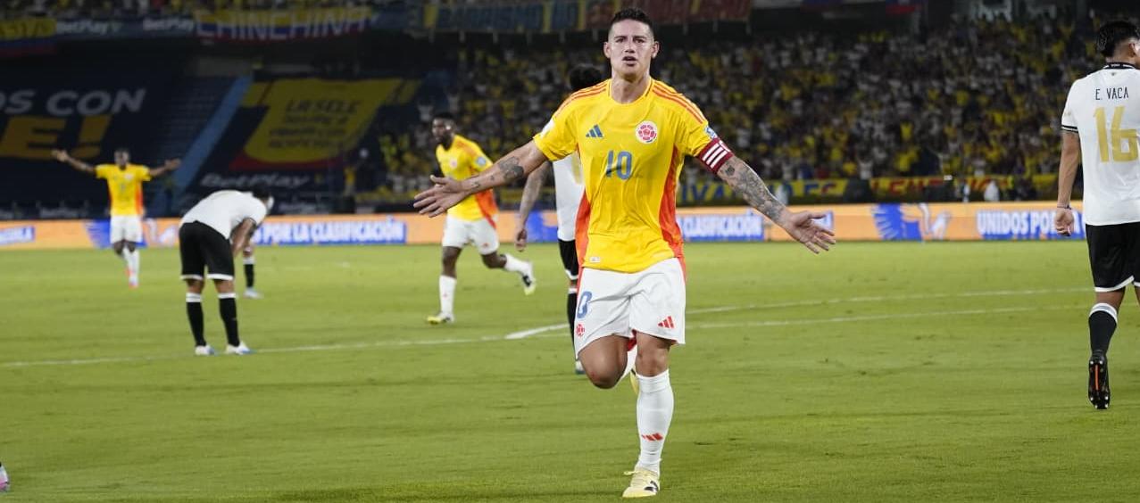 James Rodríguez celebrando su gol.