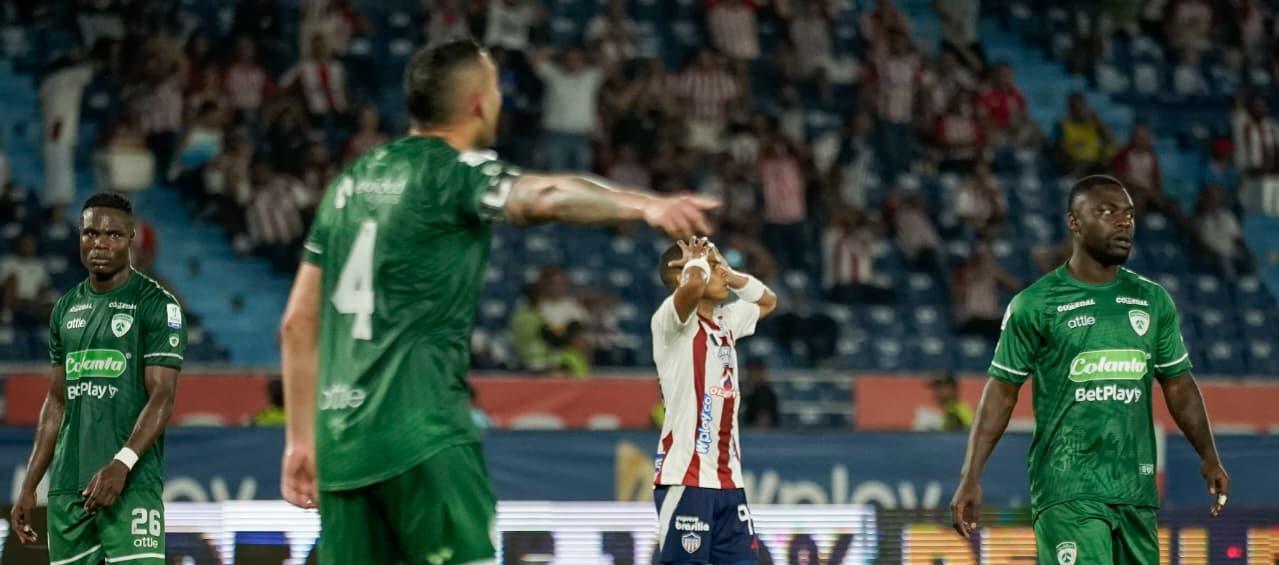 Junior no pudo contener la ventaja y terminó empatando con La Equidad. 