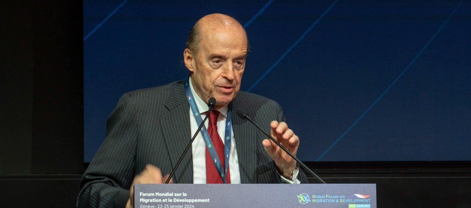 El excanciller Álvaro Leyva.