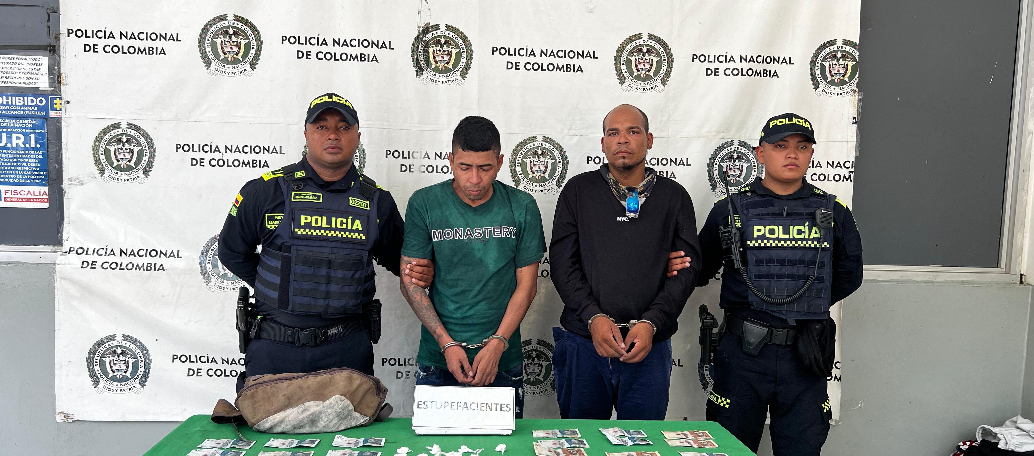 Los dos capturados fueron conducidos a la URI de la Fiscalía. 