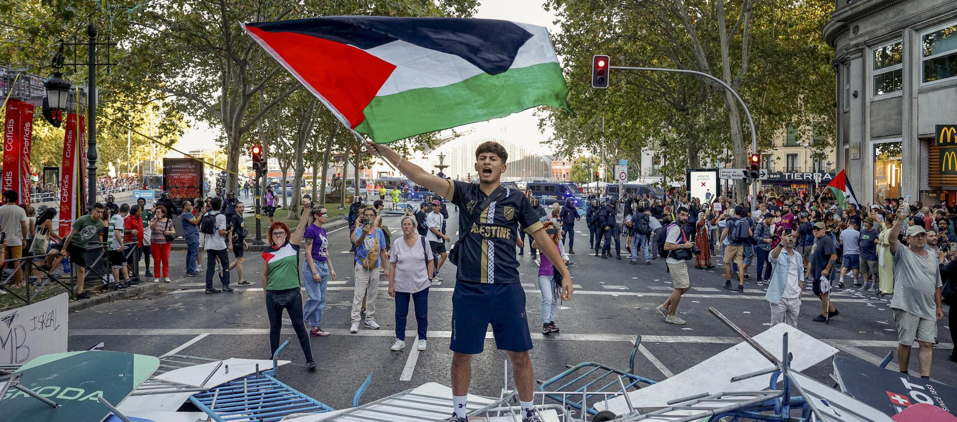 Protesta Pro Palestina en la Vuelta a Españ