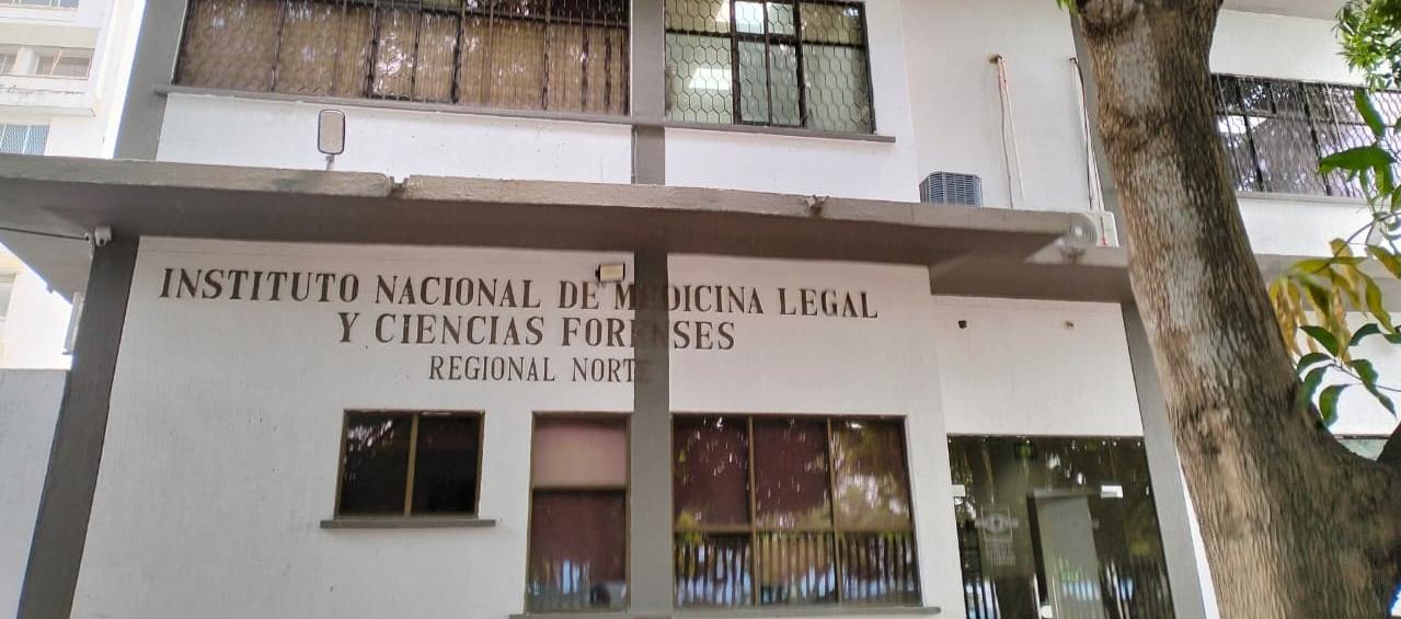 Los cuerpos de los dos jóvenes se encuentran este lunes en Medicina Legal. 