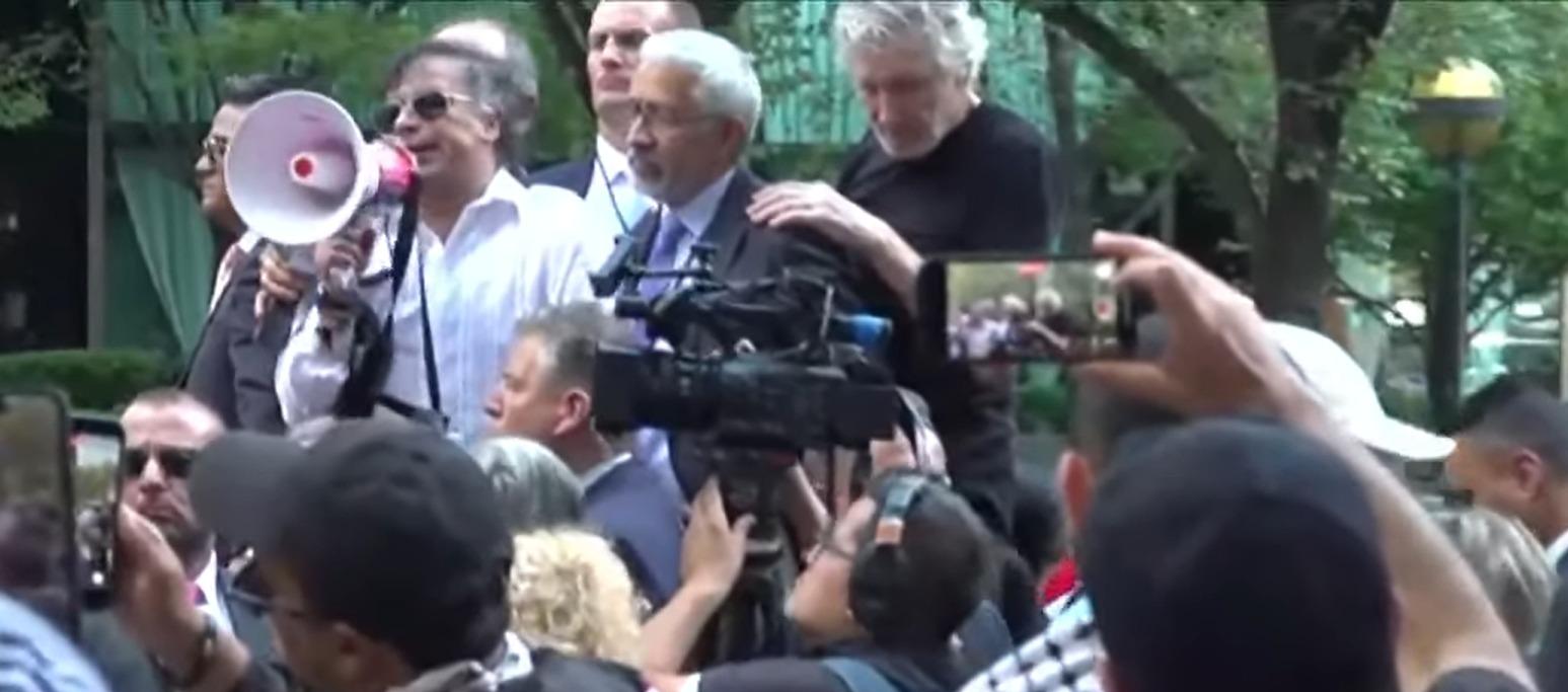 El Presidente Gustavo Petro durante la manifestación.