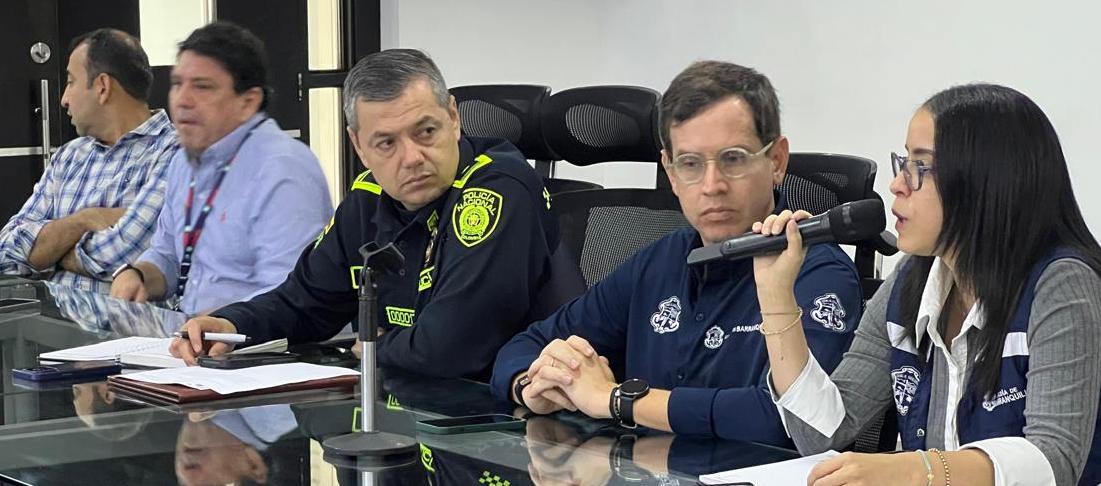 Reunión en el Puesto de Mando Unificado