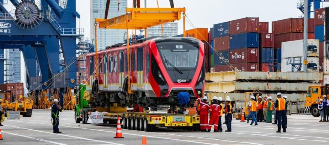 Primer tren de la Línea 1 del Metro de Bogotá. 