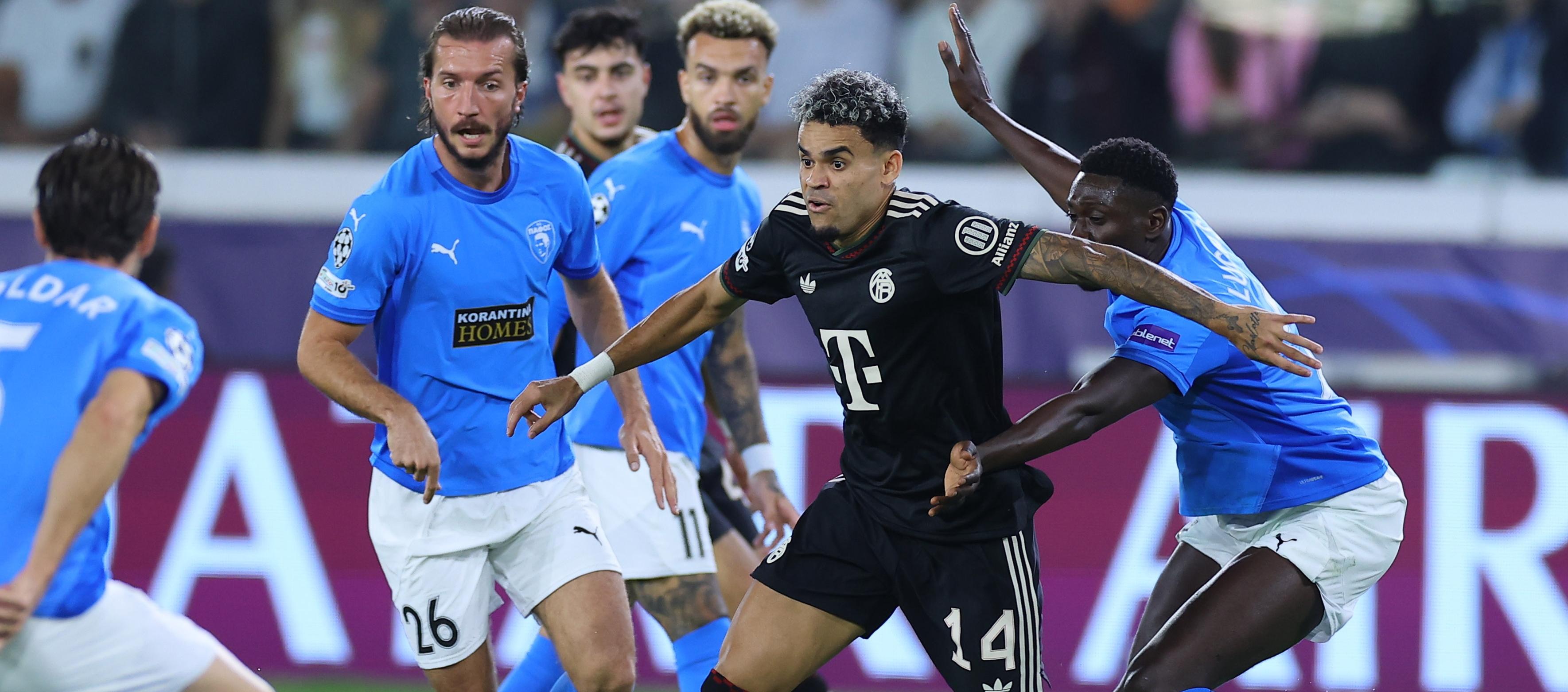 Luis Díaz en acción en el partido del Bayern contra el Pafos.