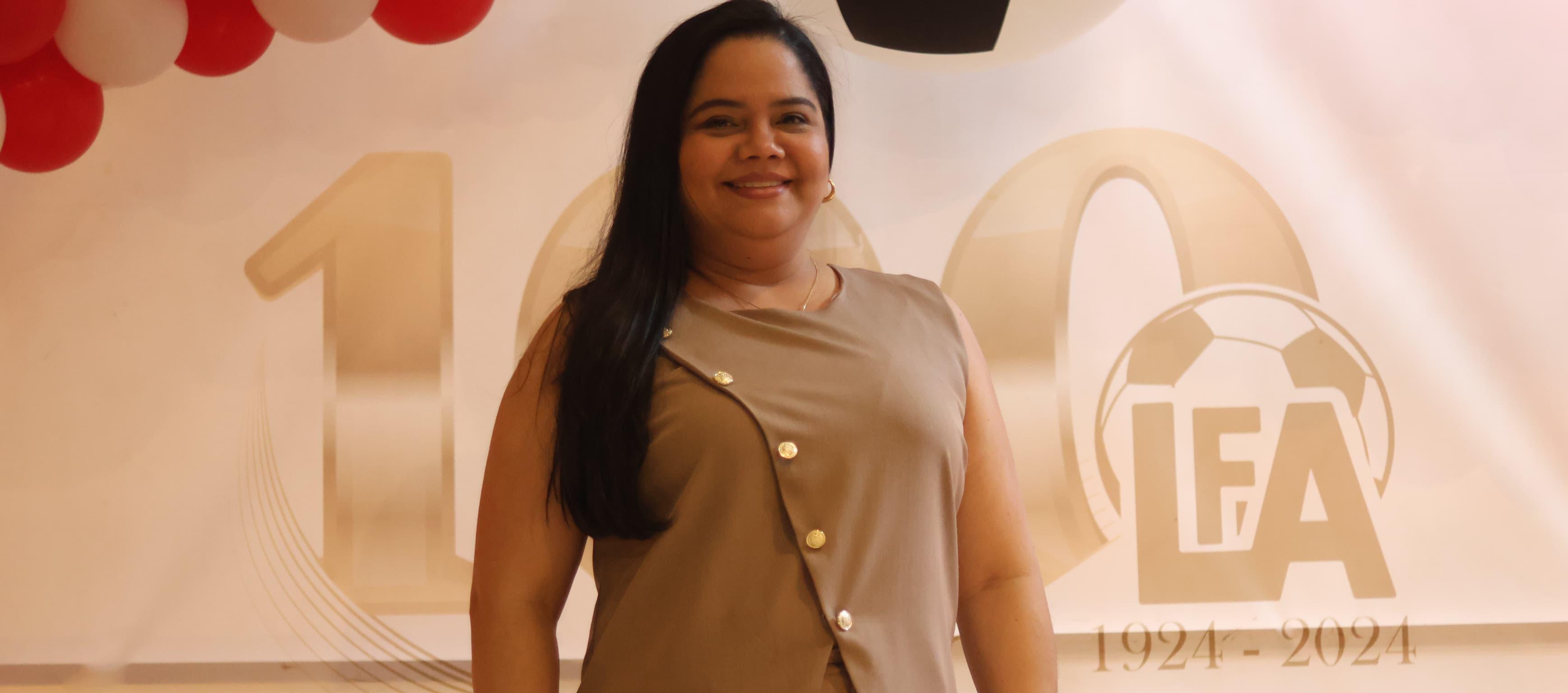 Lizeth Ucrós, presidenta de la Liga de Fútbol del Atlántico para el periodo 2026–2029.