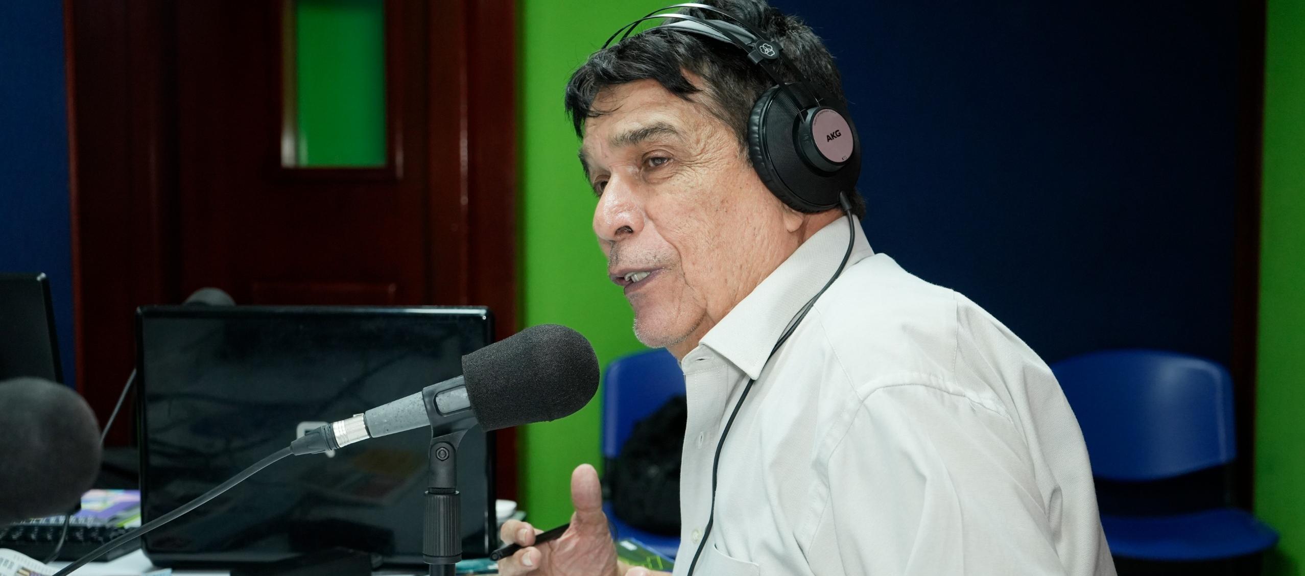 Mike Fajardo llegó en 1984 a RCN Barranquilla, en reemplazo de Efraín Peñate.