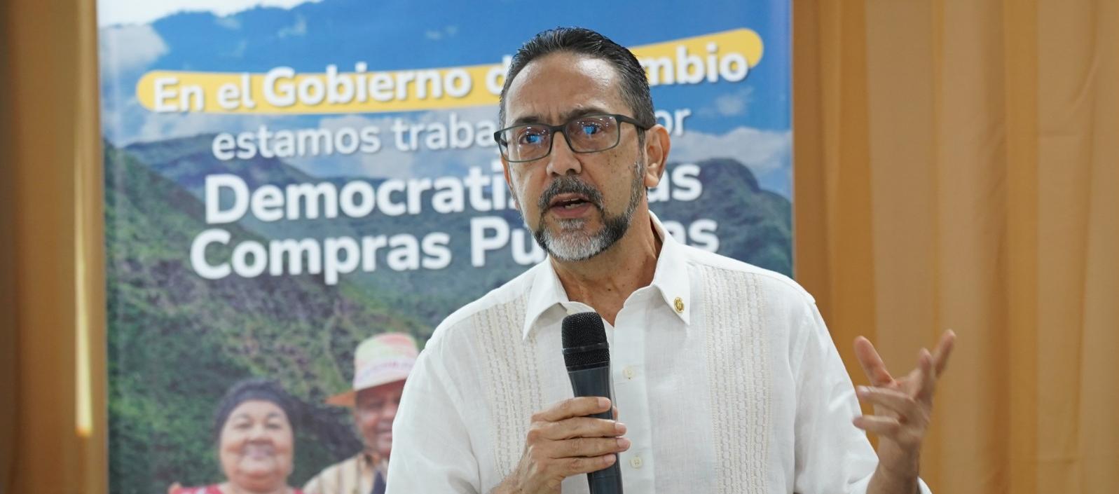 Jorge Senior Martínez, rector de la Universidad Autónoma del Caribe.