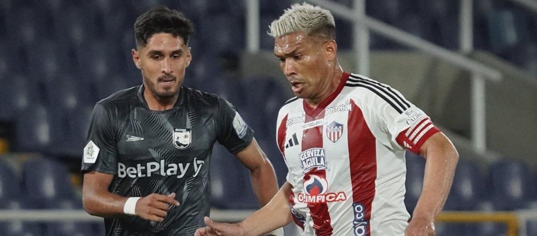 Teófilo Gutiérrez durante el juego contra Atlético. 