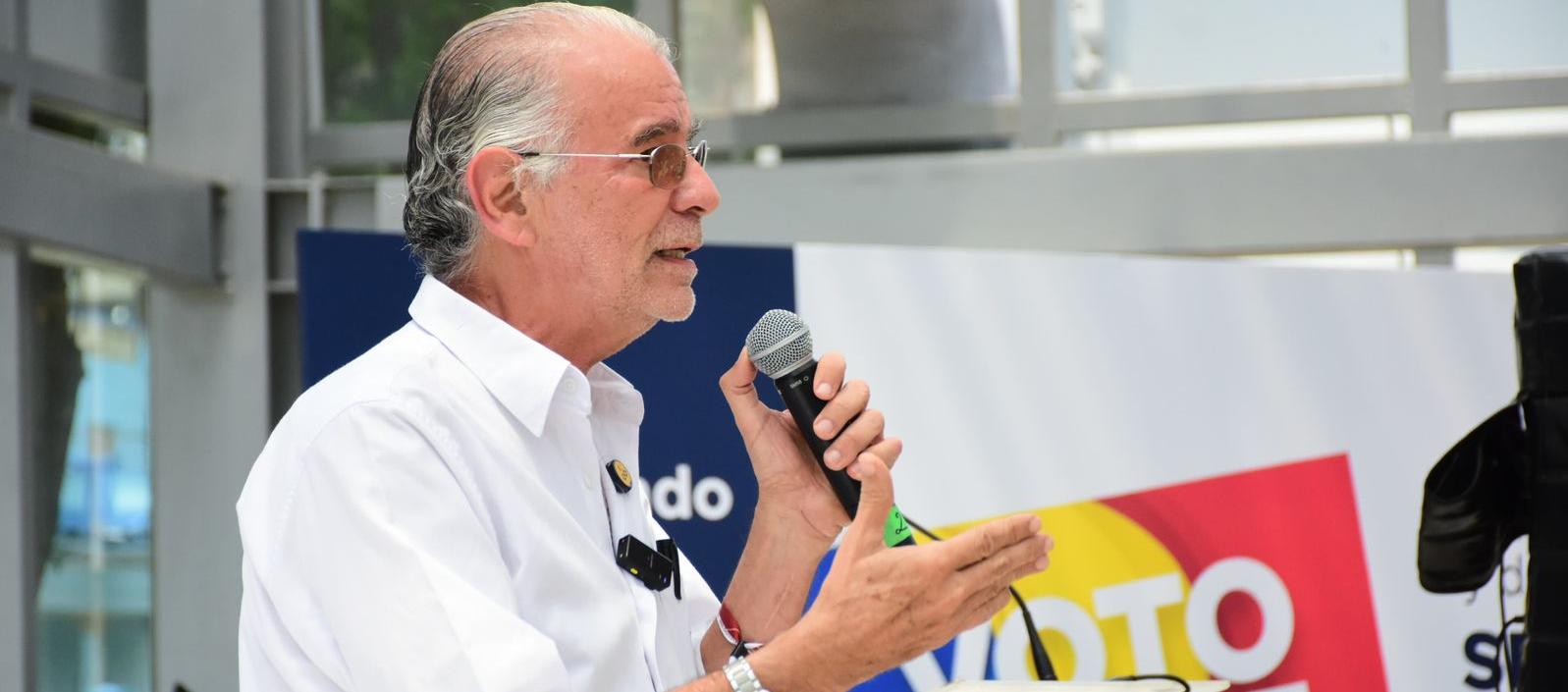 Eduardo Verano, gobernador del Atlántico.