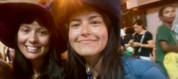 Manuela Bedoya y Luna Barreto, tripulantes de la flotilla.