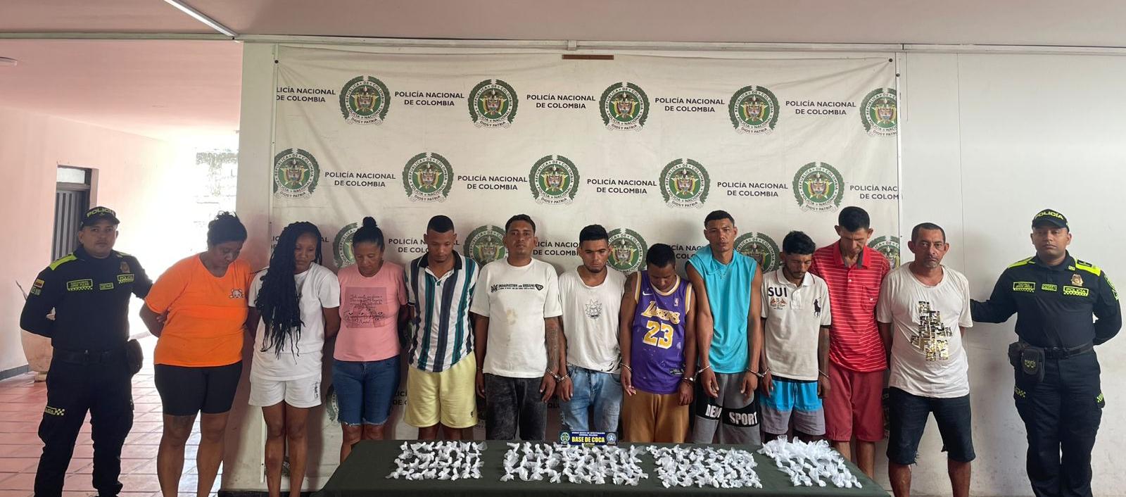 Los capturados por la Policía.