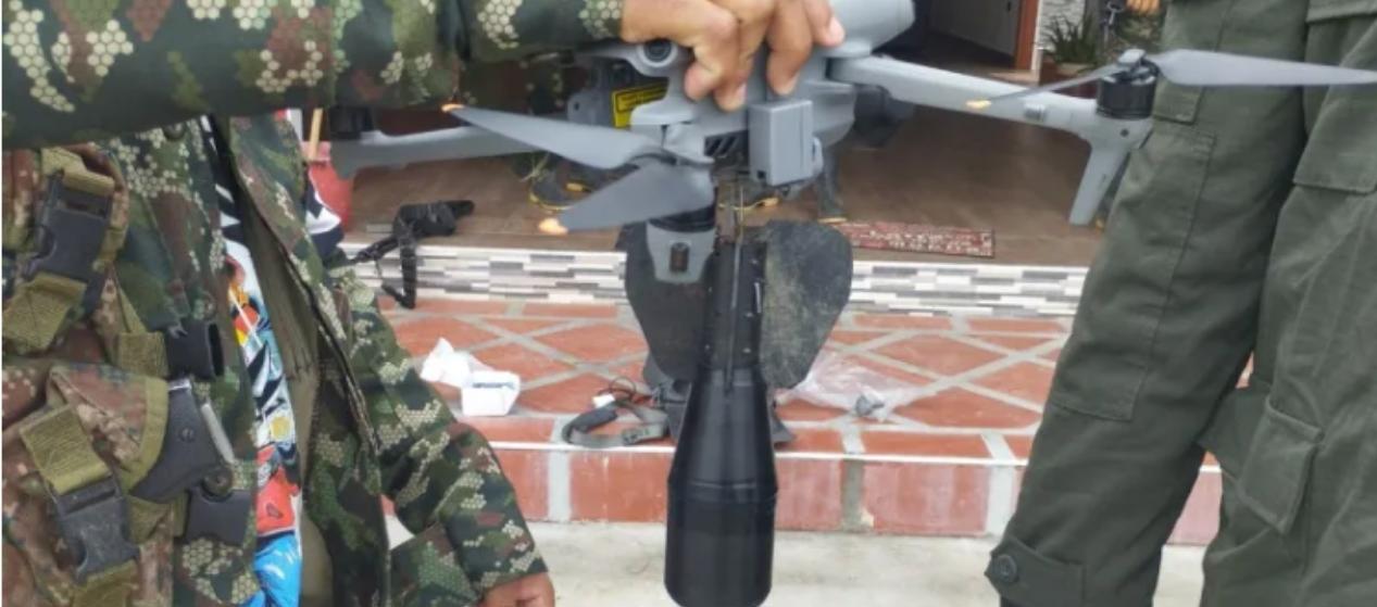 Drones con explosivos. 