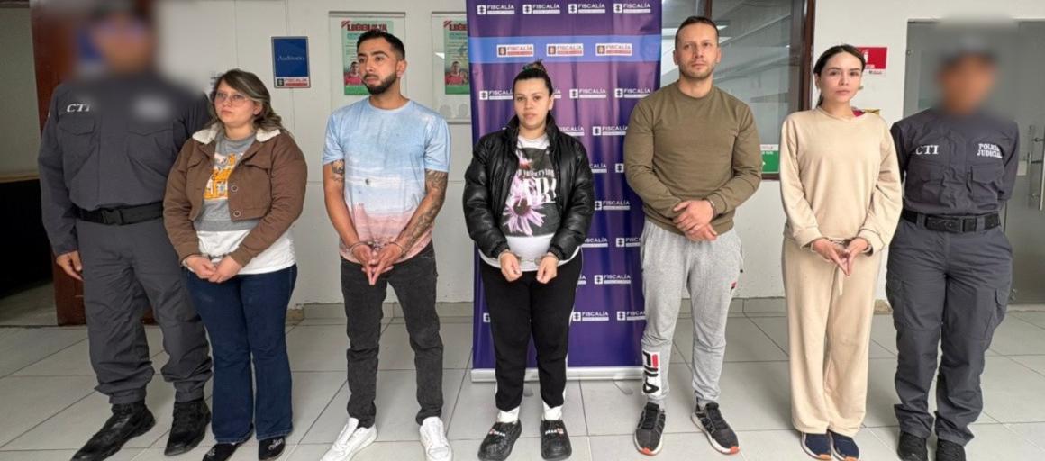 Supuestos estafadores capturados.