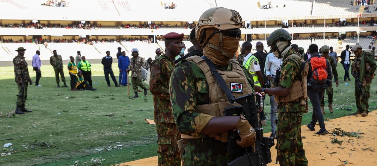 La imagen después del caos en el estadio.