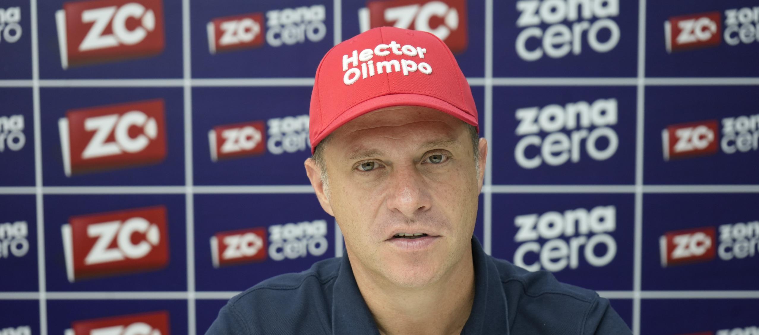 Héctor Olimpo, precandidato presidencial.