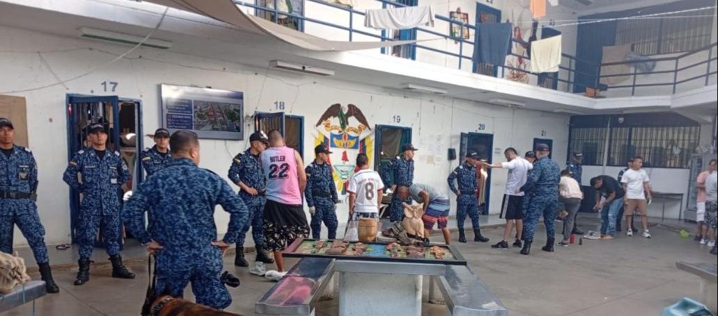 Operativos del Inpec en cárceles del país este jueves. 