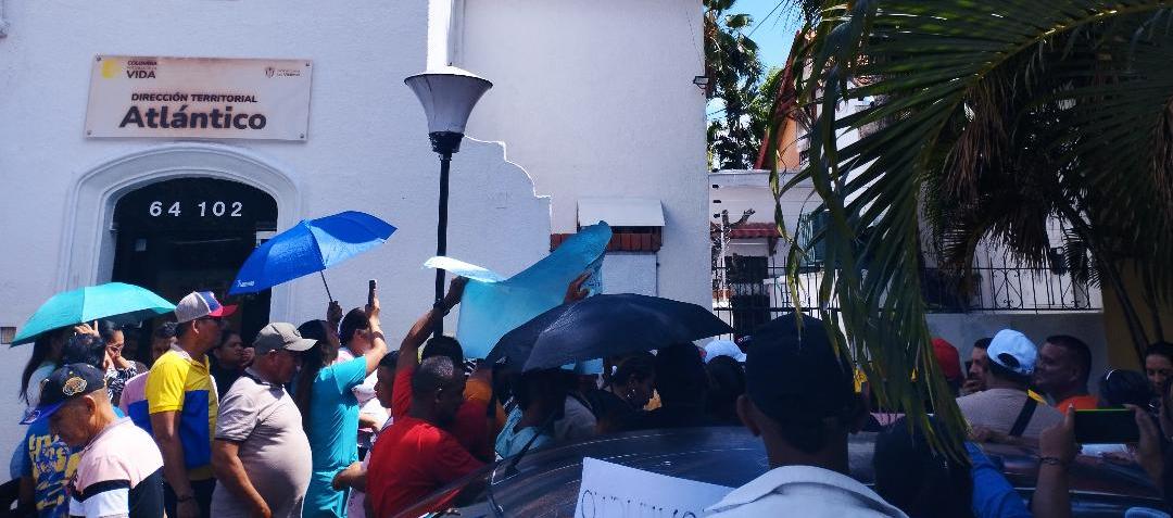 Protesta de desplazados y víctimas de Nueva Venecia, en Barranquilla.
