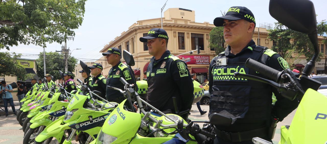 Los policías garantizarán la seguridad durante la noche de este viernes. 