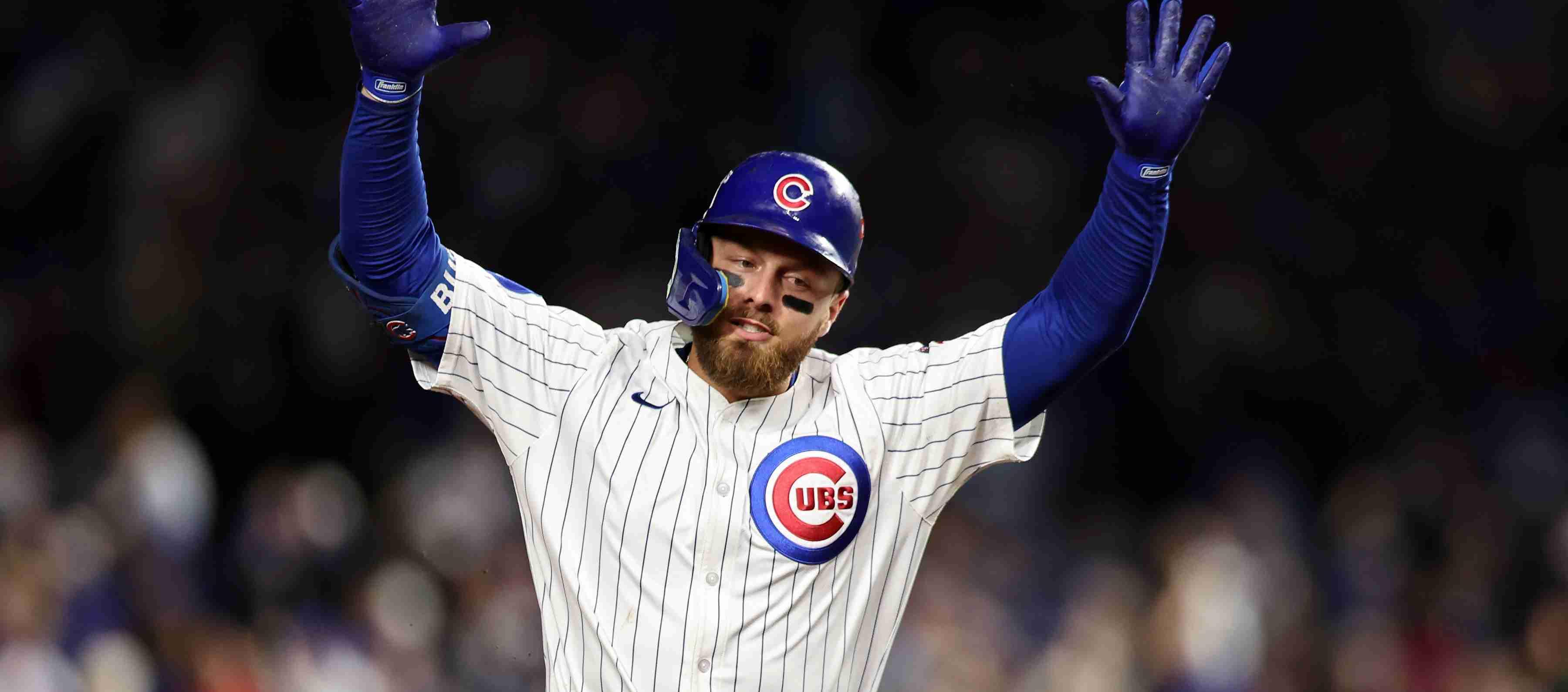 Michael Busch conectó un jonrón solitario para los Cachorros en la octava entrada. 