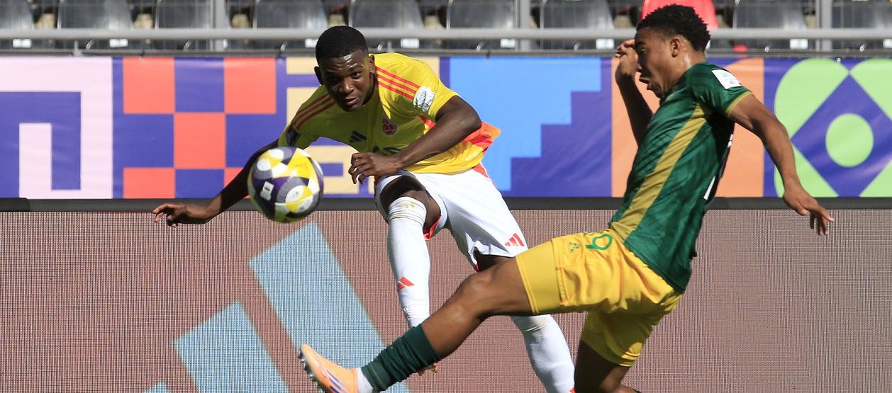 Joel Canchimbo, jugador del Junior, abrió el marcador para Colombia. 