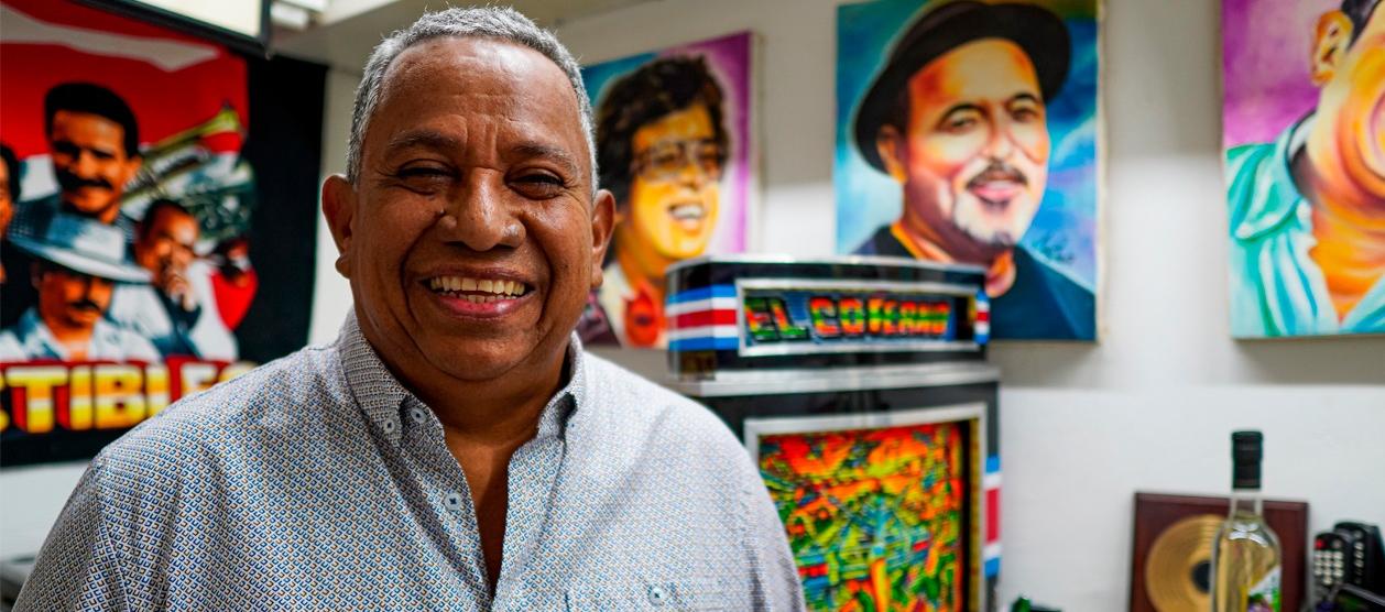 Edwin Madera, mánager general y propietario de La Troja. 