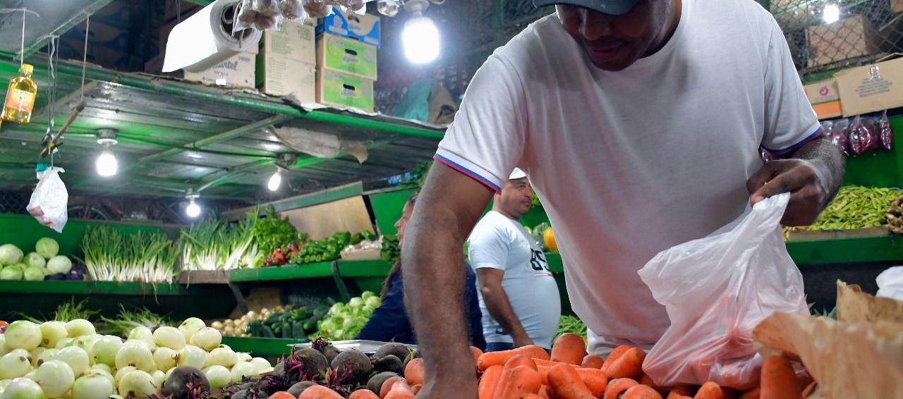 En Granabastos ingresaron 1.002 toneladas de alimentos y otros productos agroalimentarios.