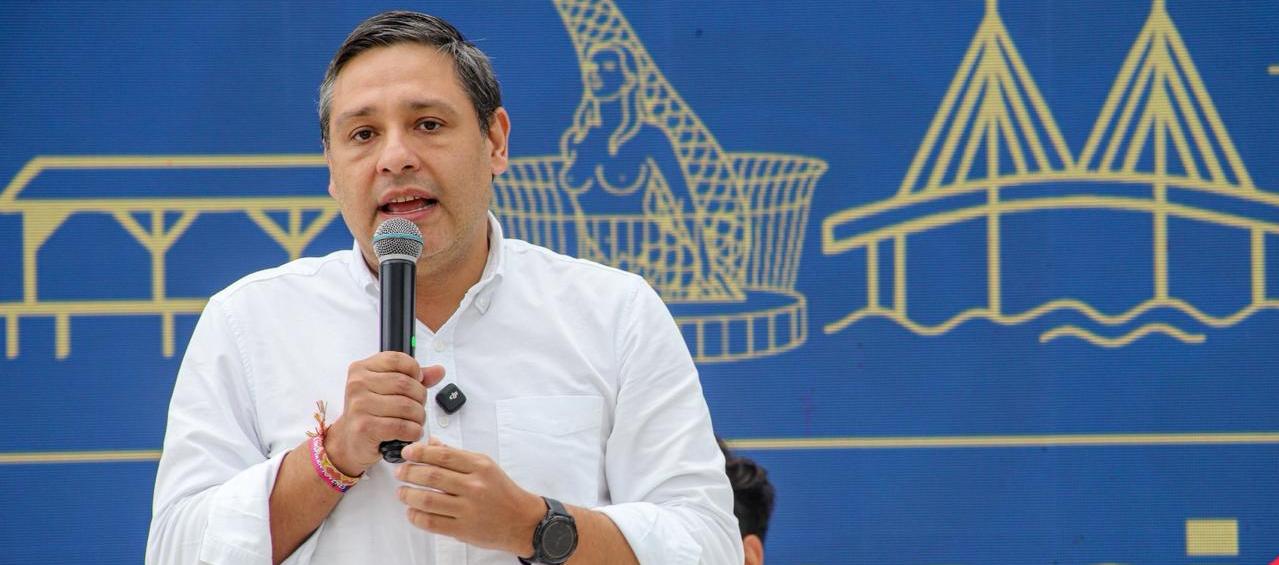 Mauricio Lizcano, precandidato presidencial.