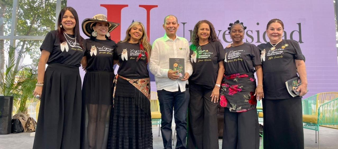 Presentación de la antología poética 'La Voz de la Cigarra'.