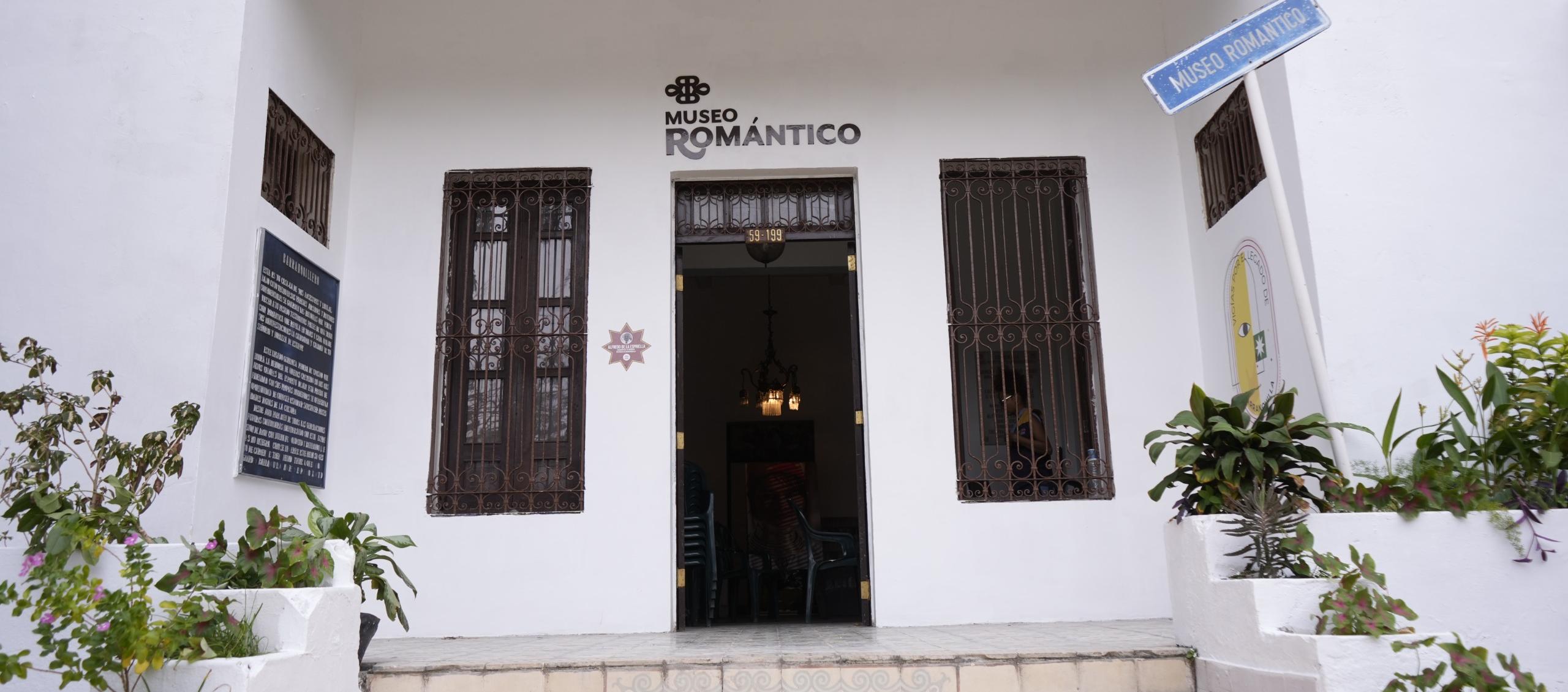 Fachada del Museo Romántico.