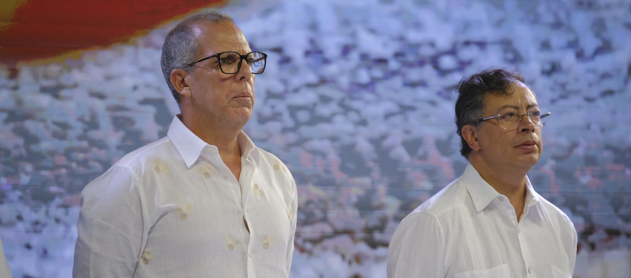 Alfredo Saade junto al Presidente Gustavo Petro.