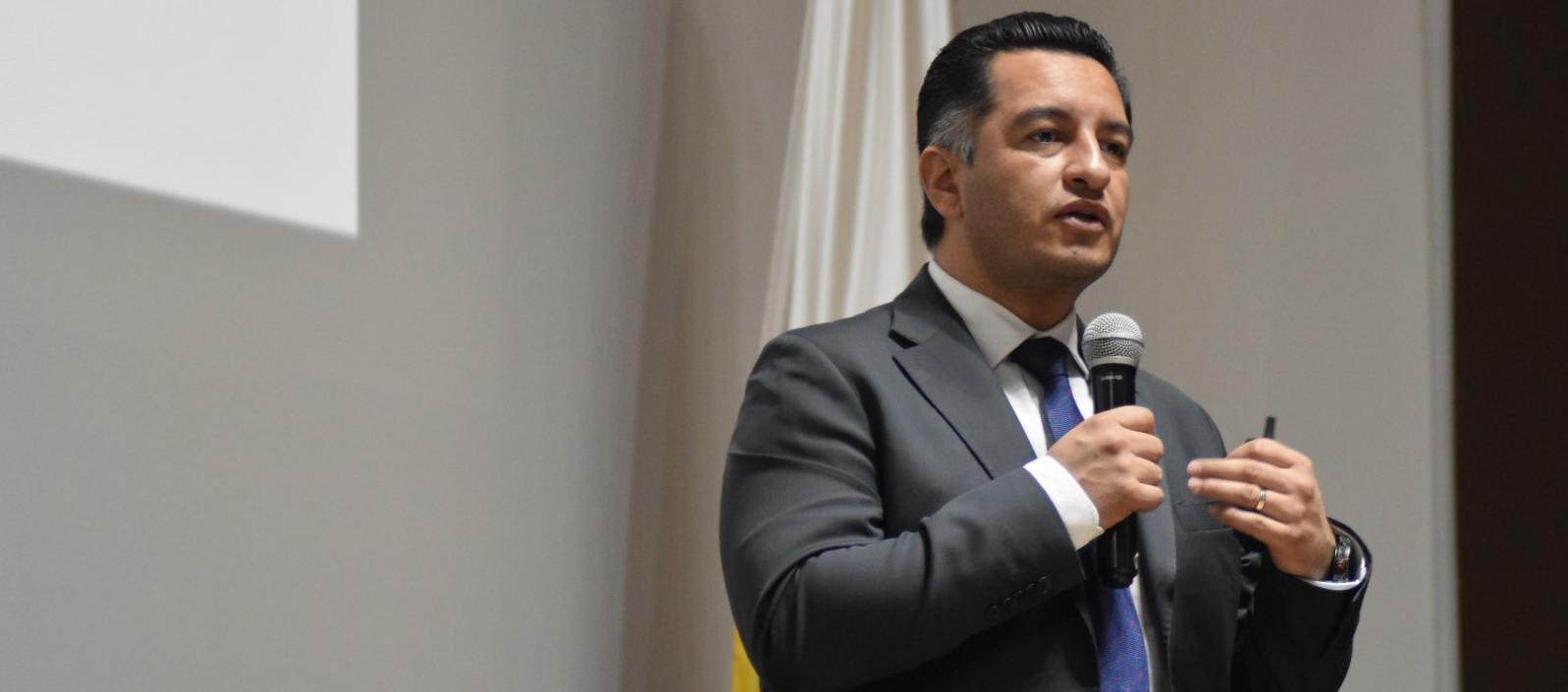 Secretario de Transparencia, Andrés Idárraga Franco.