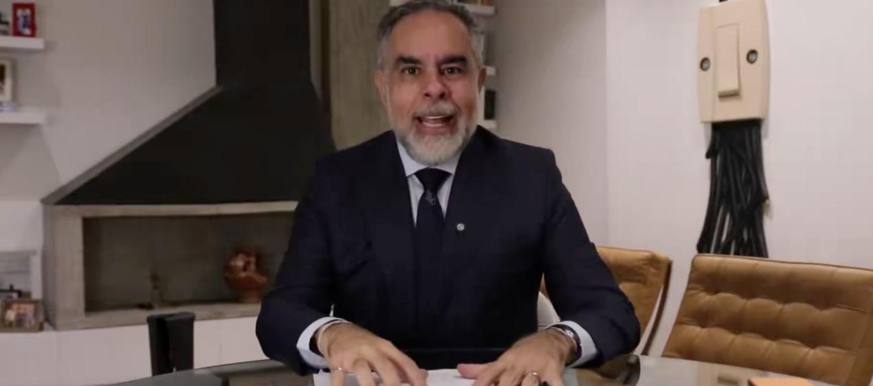 Armando Benedetti, ministro del Interior. 