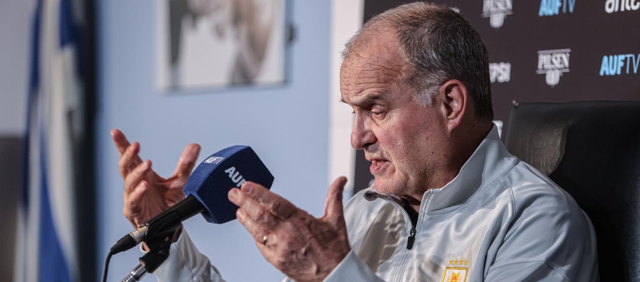 El seleccionador de Uruguay, Marcelo Bielsa.