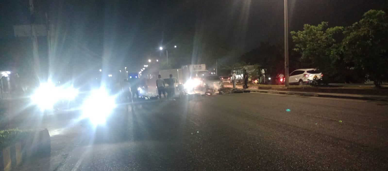 Bloqueo esta noche en la calle 30. 