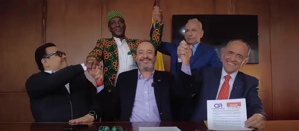 El director de Cambio Radical, Germán Córdoba, y los representantes de la Coalición Alma.