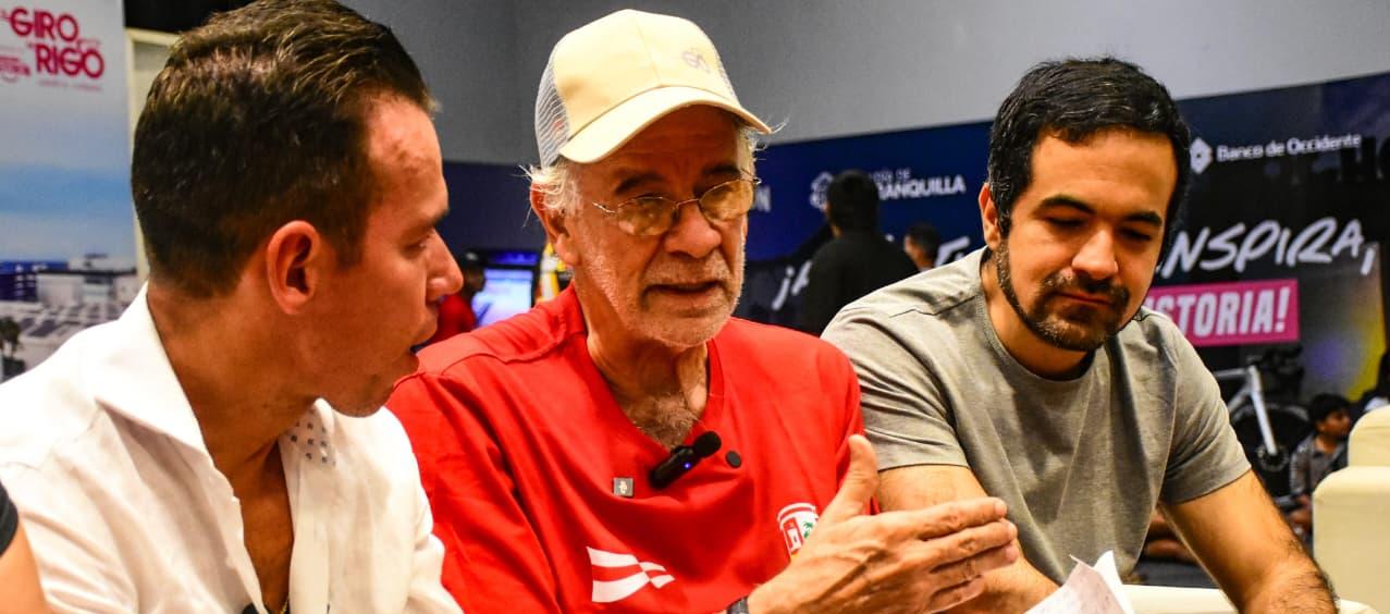 El gobernador Eduardo Verano junto a Rigoberto Urán.