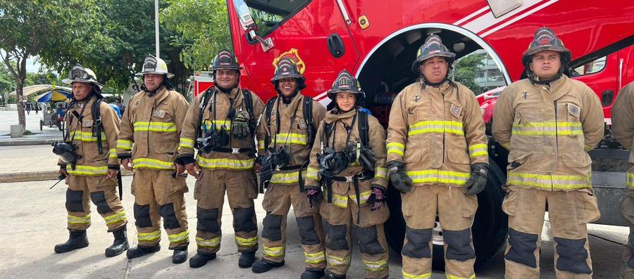 Integrantes del Cuerpo de Bomberos de Barranquilla.
