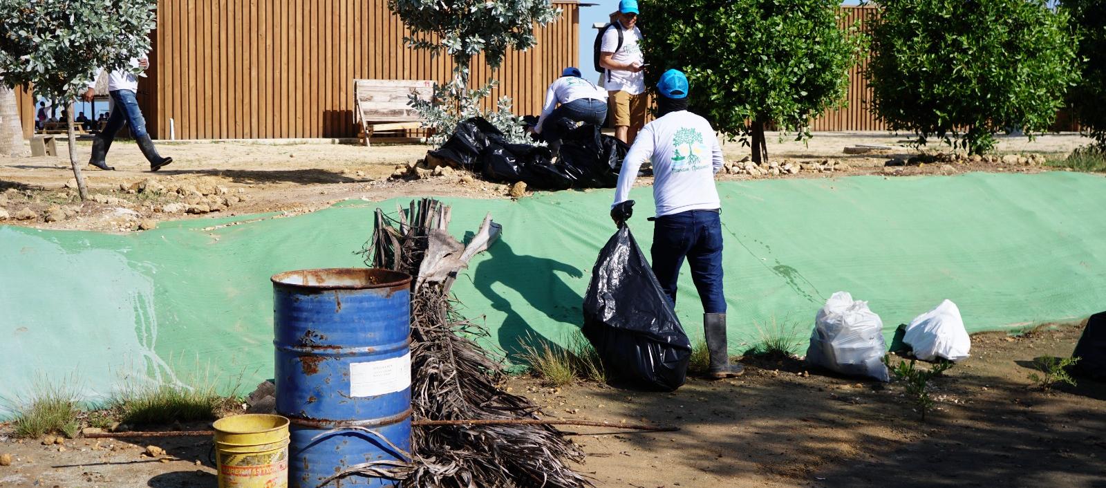 Jornada de limpieza playa
