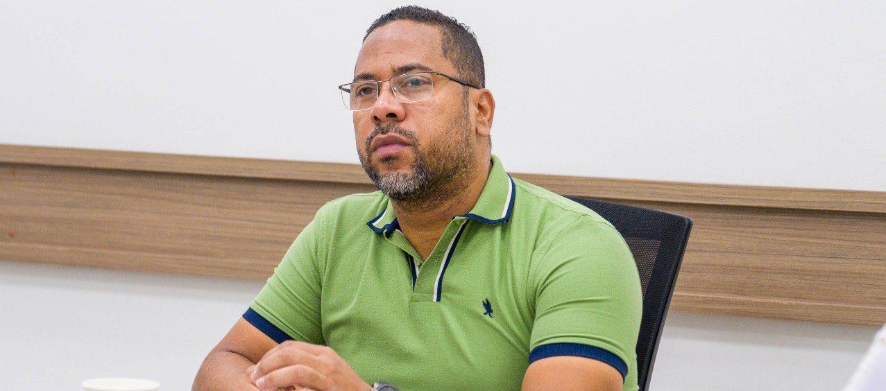 El rector de la Universidad del Atlántico, Leyton Barrios.